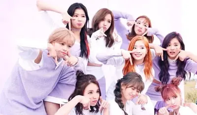 TWICE(トワイス)