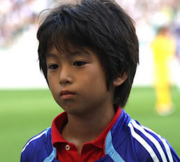 宮本恒靖の息子がイケメン 現在はコーチ 将来の代表監督の噂も
