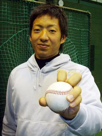 嘉弥真新也の「嘉弥真ボール」